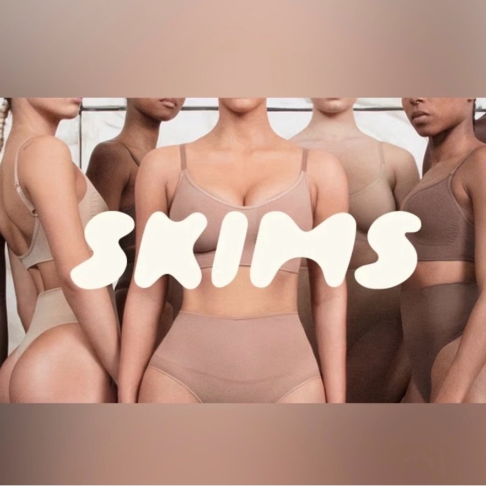 SKIMS Seamless Bra - for live show only